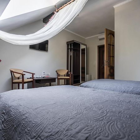 Inn Okolitsya Protsev ภายนอก รูปภาพ