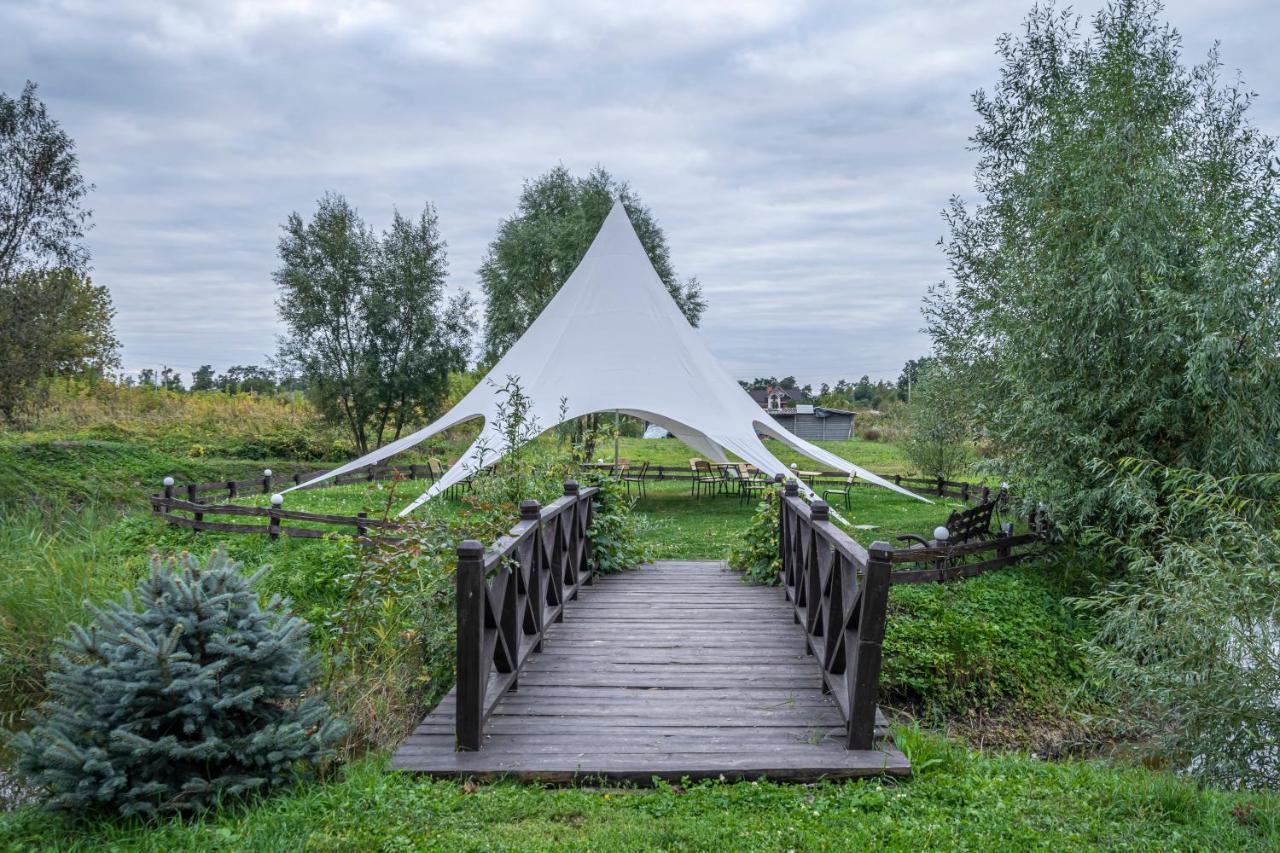Inn Okolitsya Protsev ภายนอก รูปภาพ